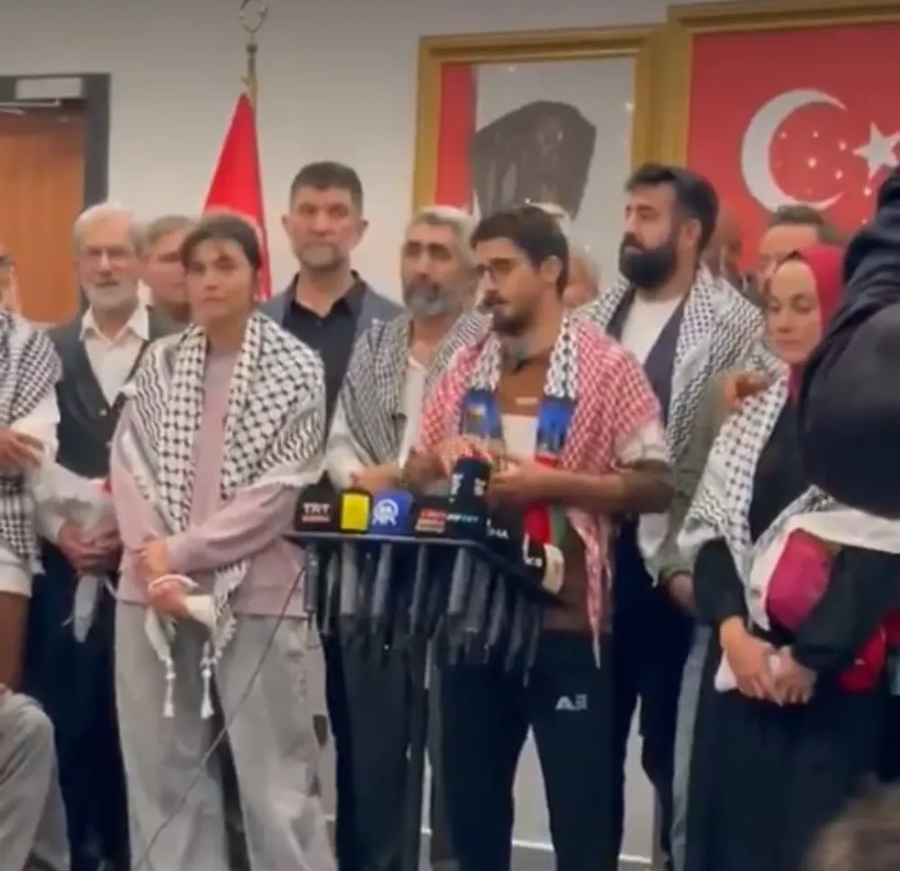 Esir alınan Türk vatandaşları: “Bizi tekmeleyenler, Türk pasaportlu işgal askerleriydi”