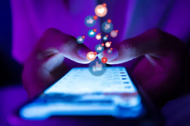 Avustralya’dan 16 Yaş Altına Sosyal Medya Yasağı Getirildi; Darısı Başımıza